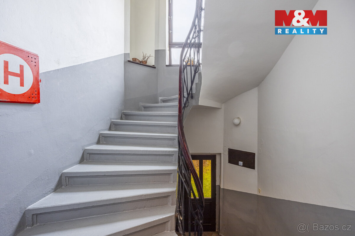 Prodej bytu 3+1, 124 m², Jaroměř, ul. Husova - 18