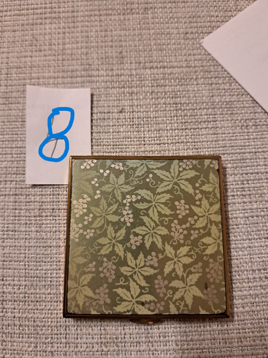 různé starožitné věci - 18