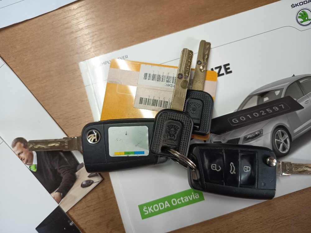 ŠKODA Octavia 1,4TSI CNG Ambition Plus ČR - 18