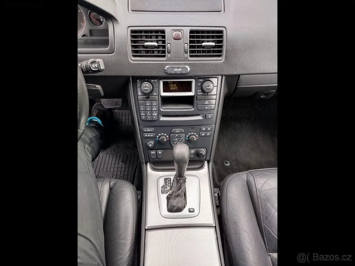 Volvo XC90, 2.4DS AWD 185 AT - 18