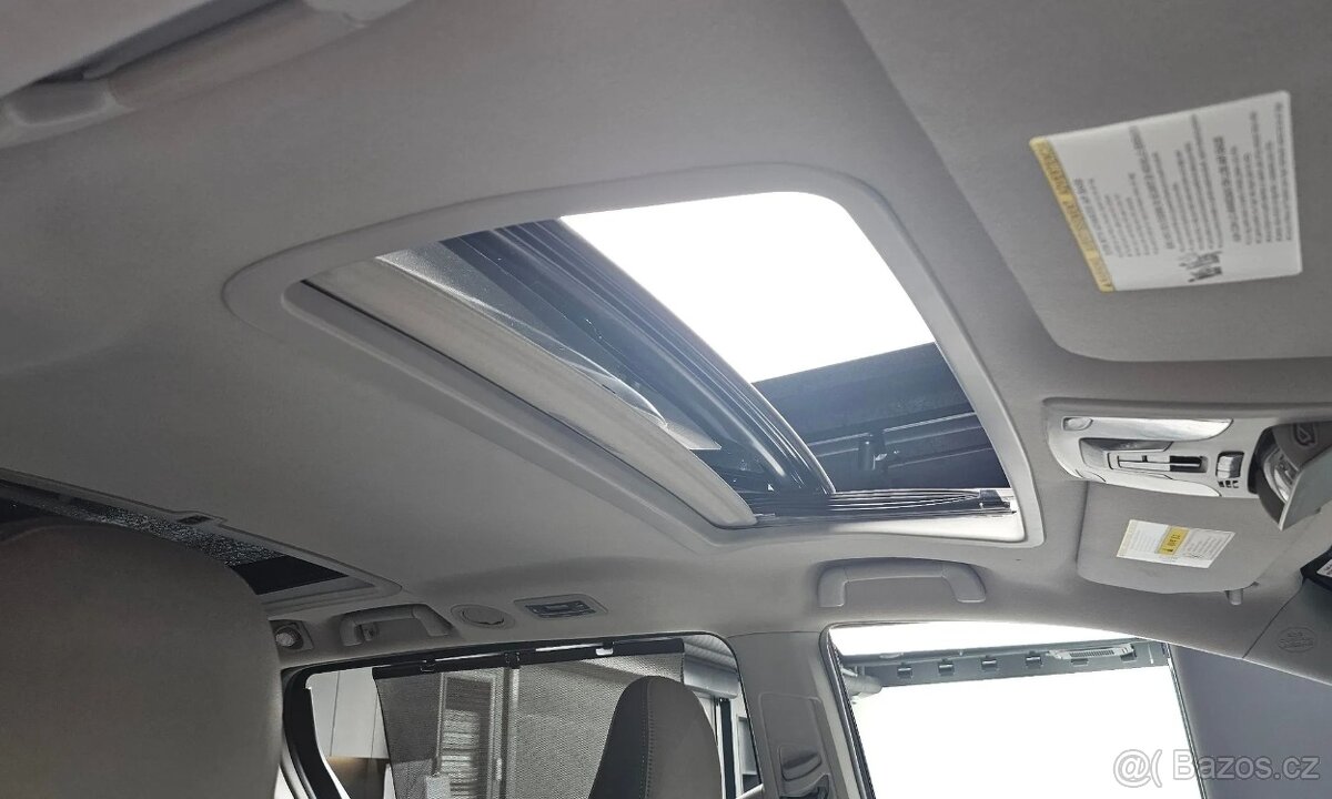 2012 TOYOTA SIENNA LIMITED - 18
