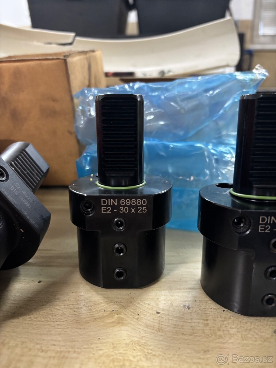 CNC soustruh DMG NEF 400 - 18