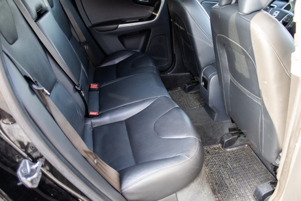 Volvo XC60 140kW (2015) - 18