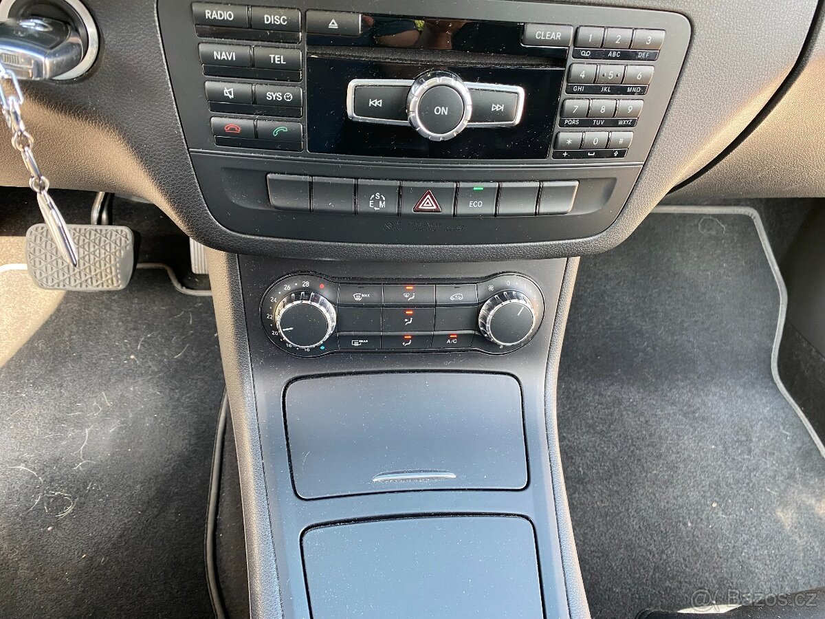 MERCEDES BENZ B 180 CDi - 18