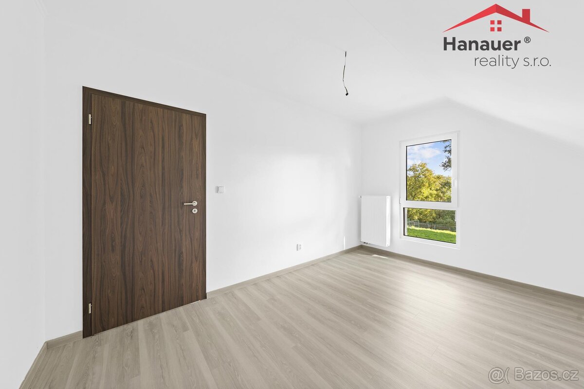 Prodej rodinného domu 113 m2, Děčín - Chmelnice s pozemkem 1 - 18