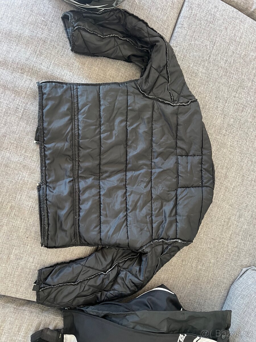 Motorkářská výbava - bunda a kalhoty Ixon, helma Airoh - 18