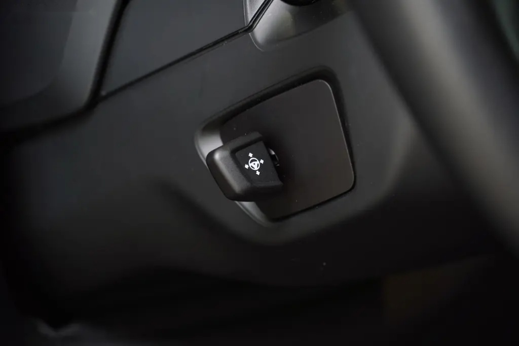 BMW X6, 40i,KOMFORT,KAMERA,ČR,DPH, - 18