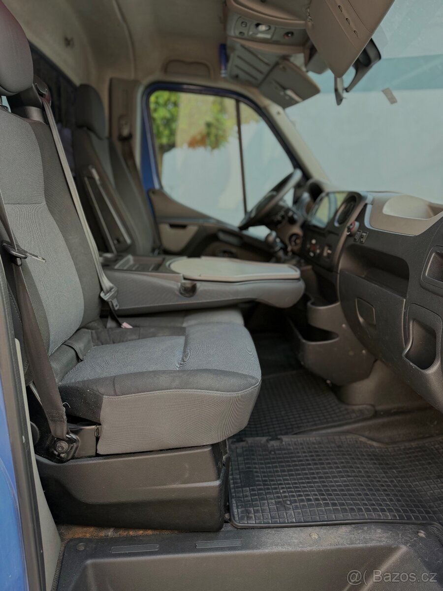 Renault Master 2.3 107kw Odtahovy špeciál nová STK/EK - 18