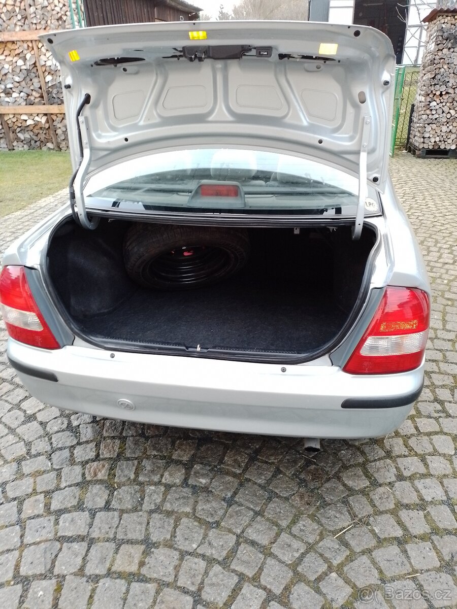 Mazda 323 LPG eko poplatek zaplacen - 18