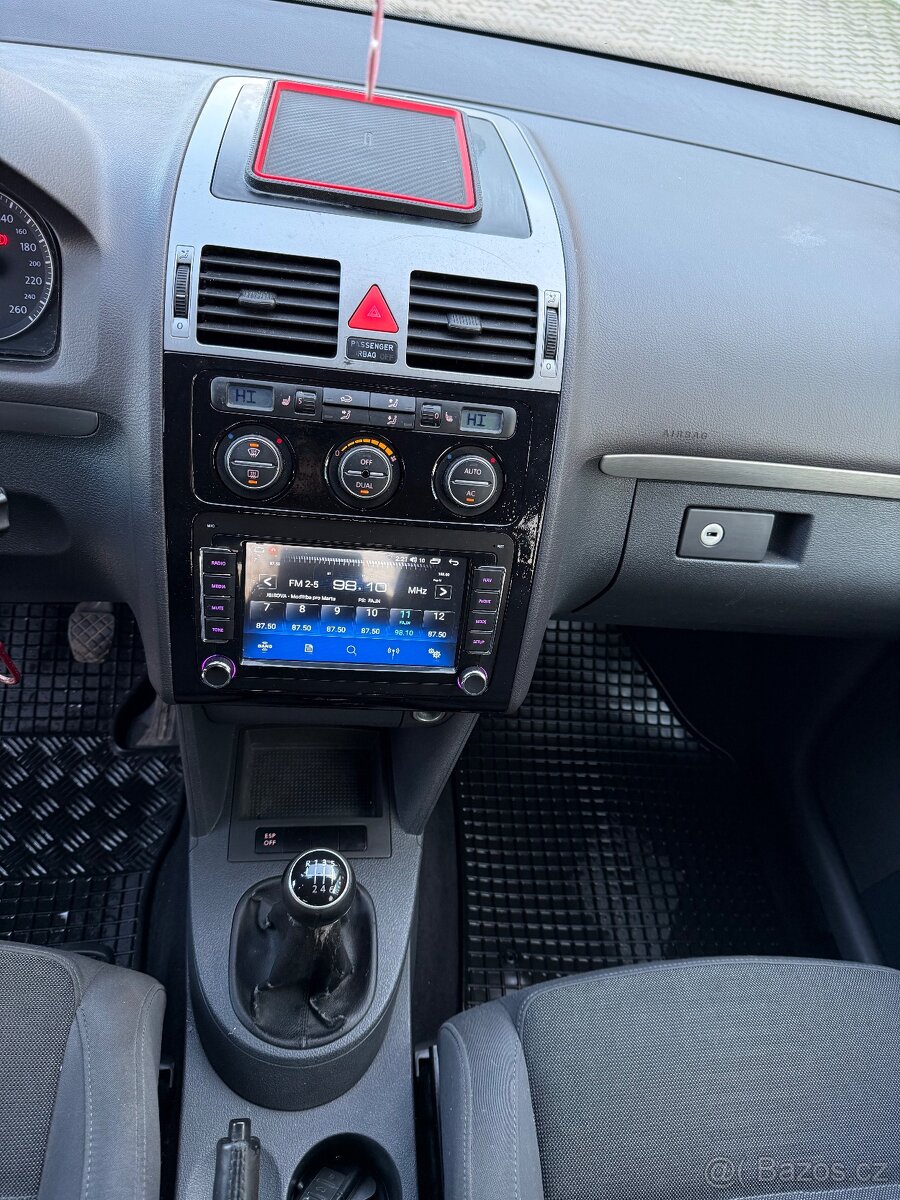 Vw Touran 2.0tdi 103kw rok 11/2007 - 18