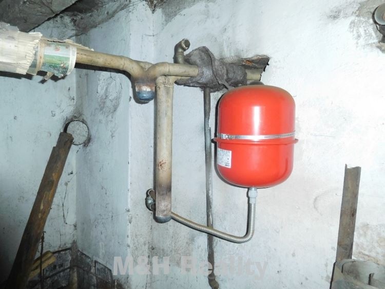 Prodej RD 3+1 196m2 a garáží 62m2, zahradou, Lučina - 18