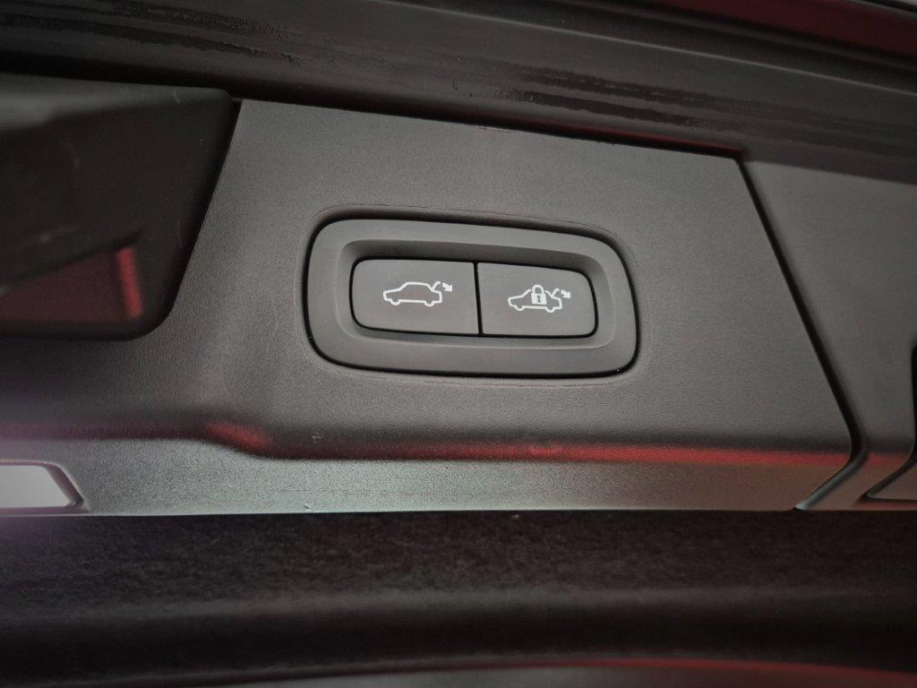 Volvo V90 2,0 CC D5 AWD Drive-E Pro POLESTAR - 18