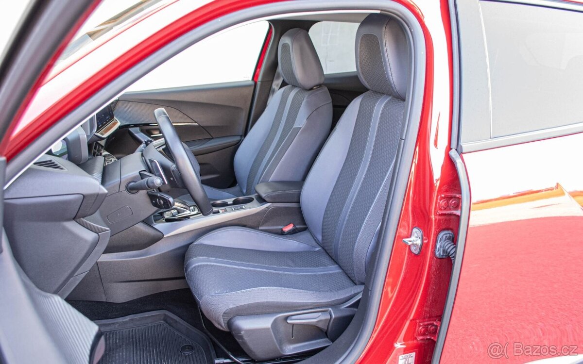 Peugeot 2008 1.2 PureTech Allure 96kW automat - 18