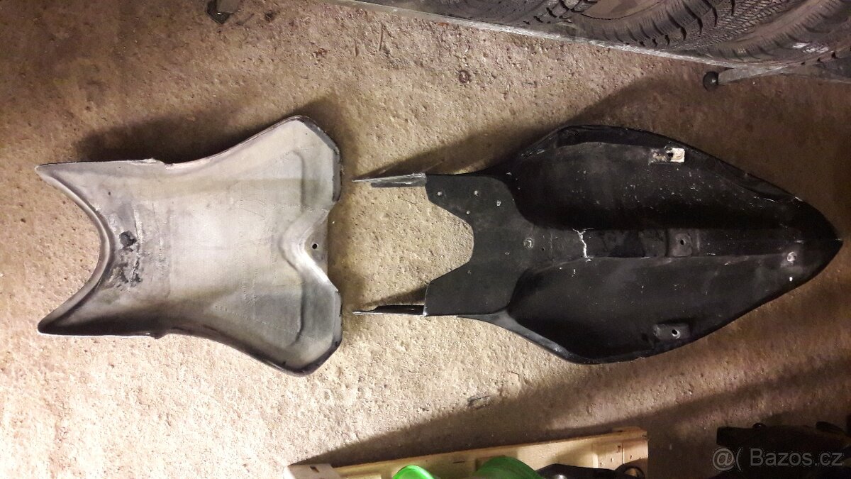 Náhradní díly Yamahu R1 04-06 - 18