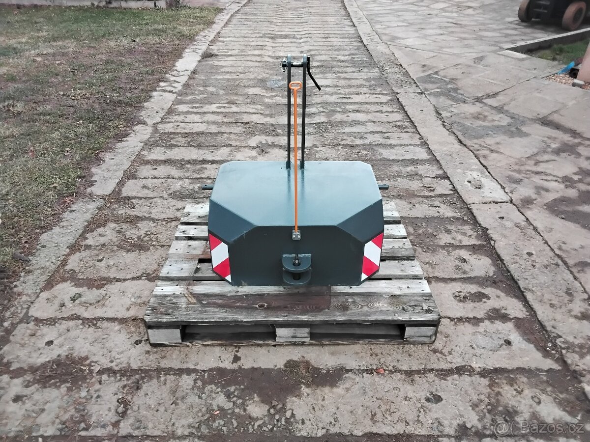 Traktorové závaží - 18