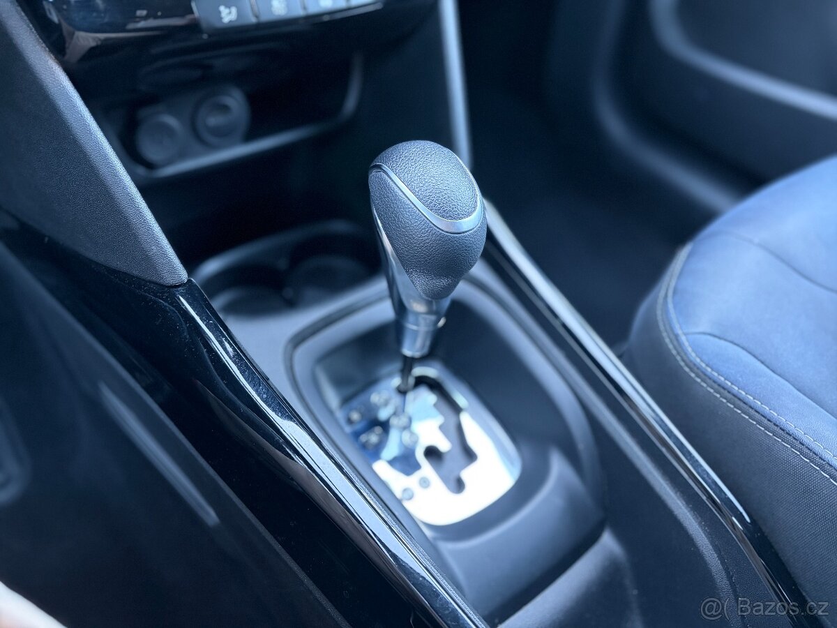 Peugeot 2008 ALLURE 110 koní, Automat, Navigace - 18