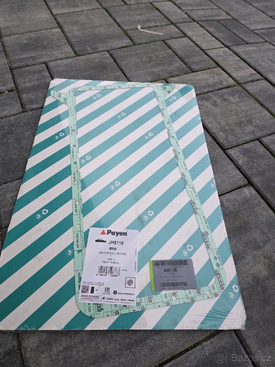 BMW E32 Zadní světla, čep, stěrače, těsnění - 18