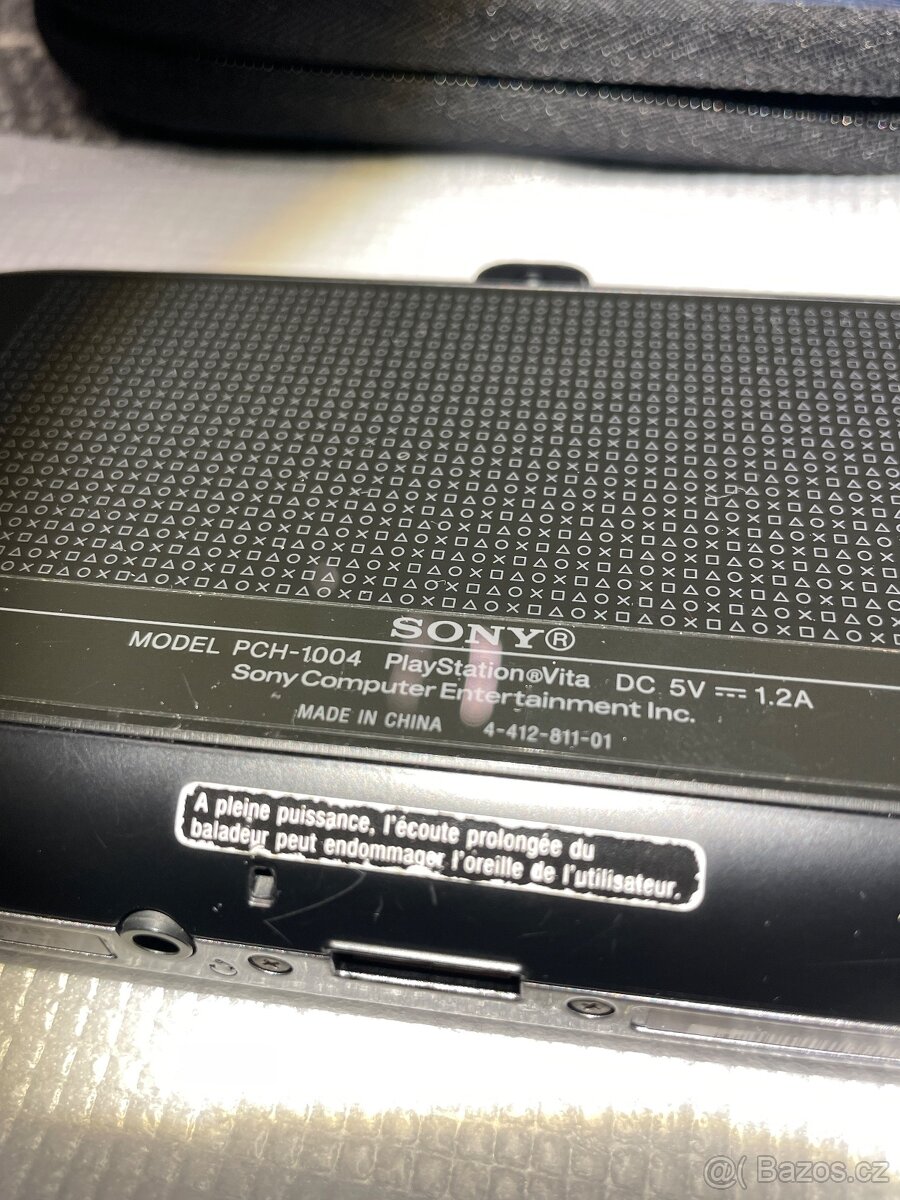 PS VITA PCH-1004 Oled 16GB / komplet box - 18