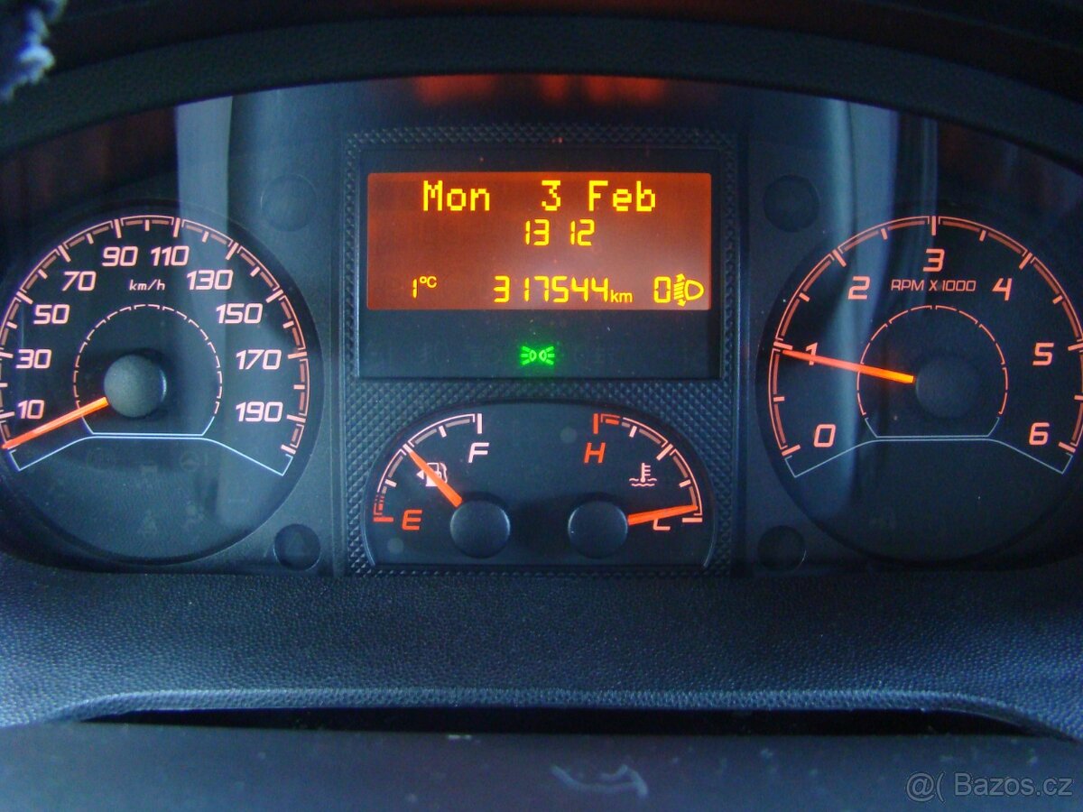 Peugeot Boxer 2.0 HDi KLIMA ČR 1.MAJ ODPOČET DPH - 18