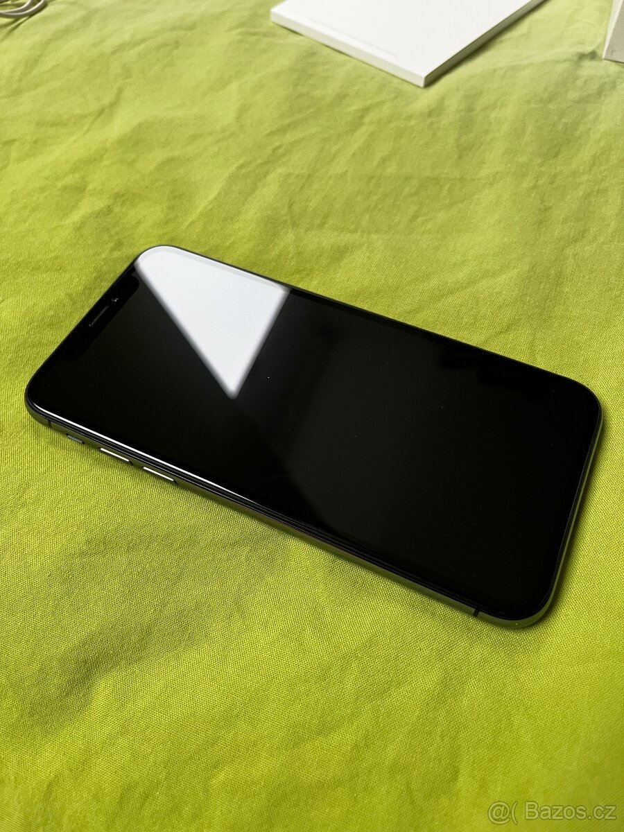 Apple iPhone X 64GB vesmírně šedý - 18