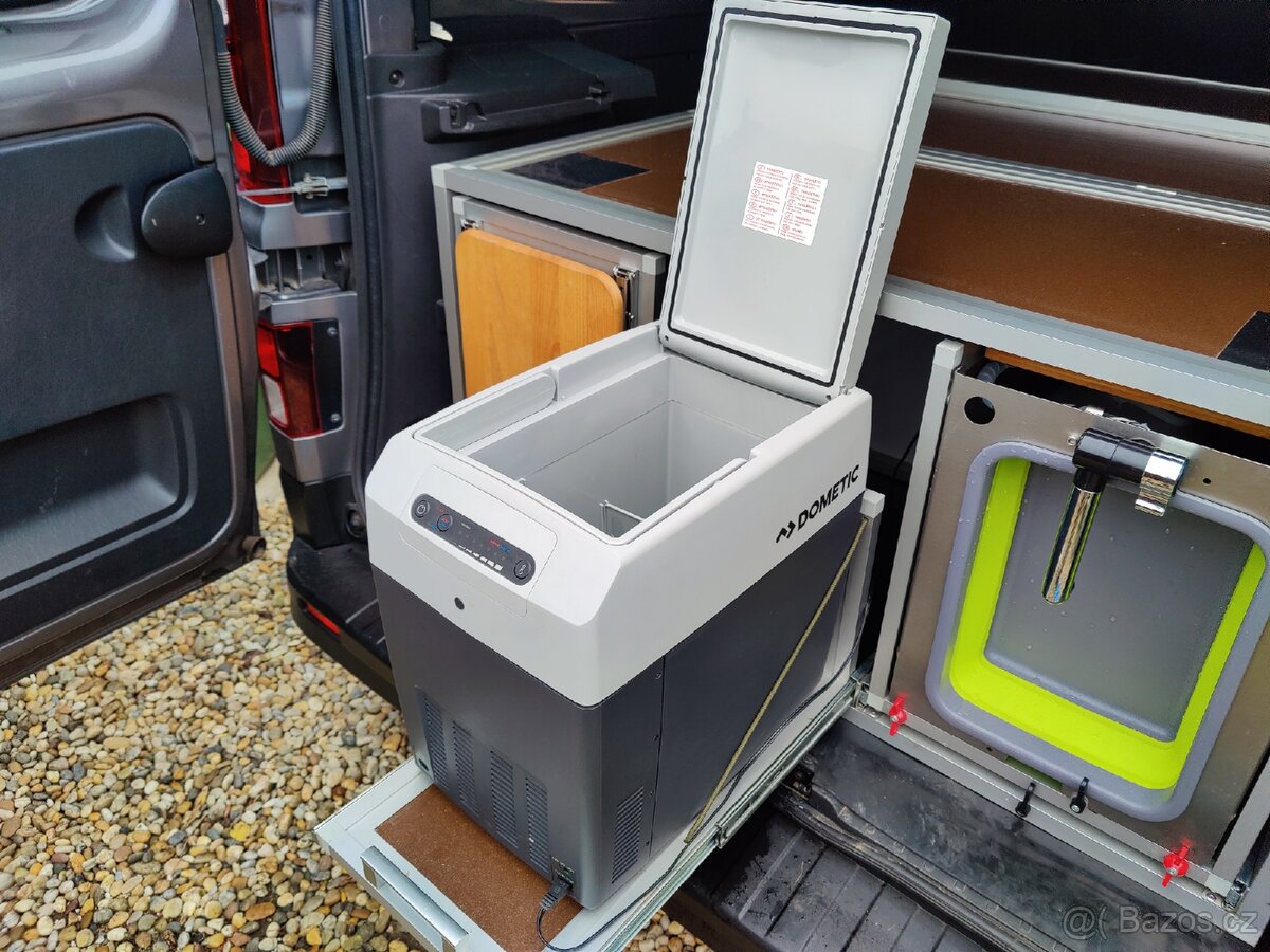 Renault Trafic 1.6 dci 92kw, DPH - 18