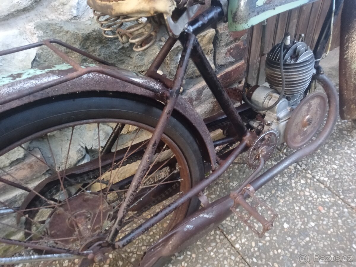 Předválečné francouzské motokolo s doklady - 18