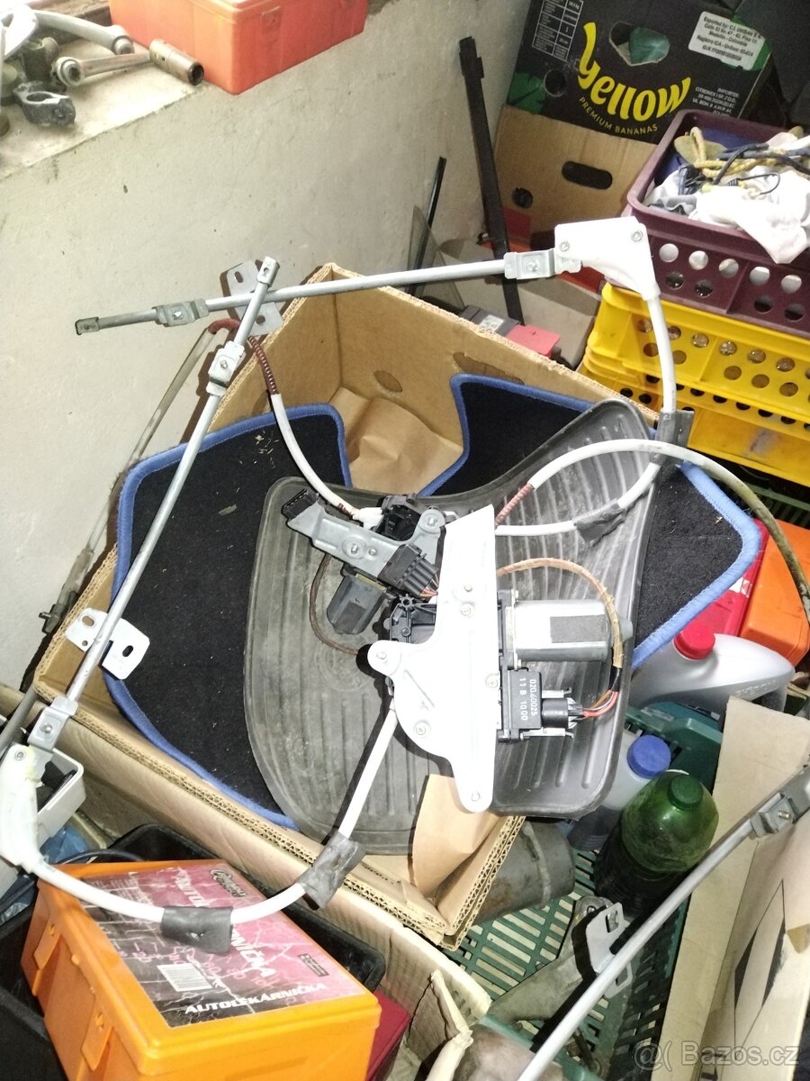 Díly ze škodovek(typ M, fávo, Felicie). - 18