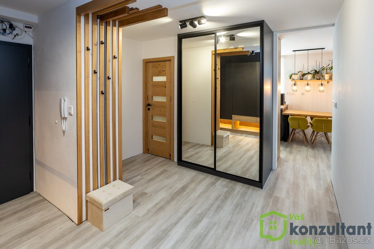 Prodej bytu 3+kk po kompletní rekonstrukci s garáží a balkón - 18