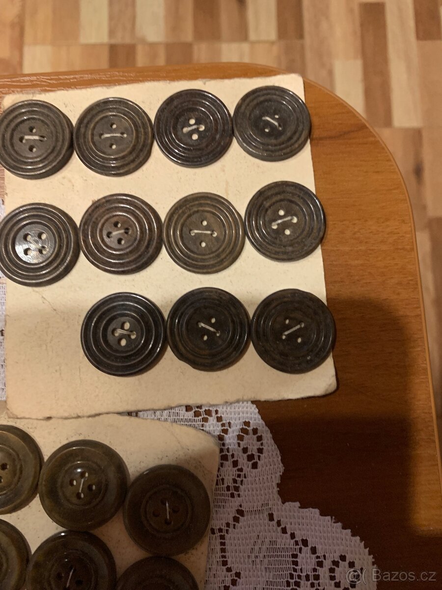 Prodàm nové staré knoflíky - 18