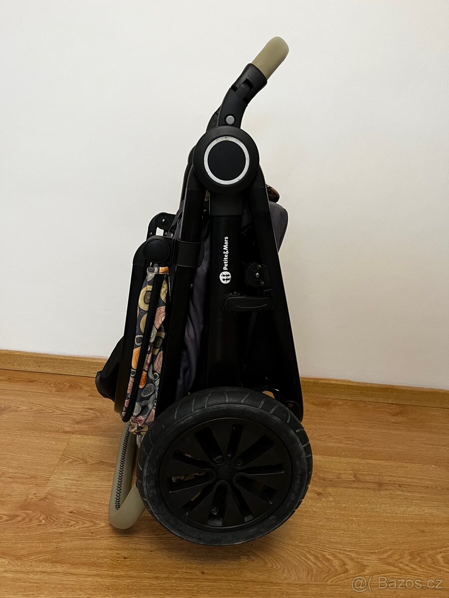 Kočárek Petite&Mars street air - 18
