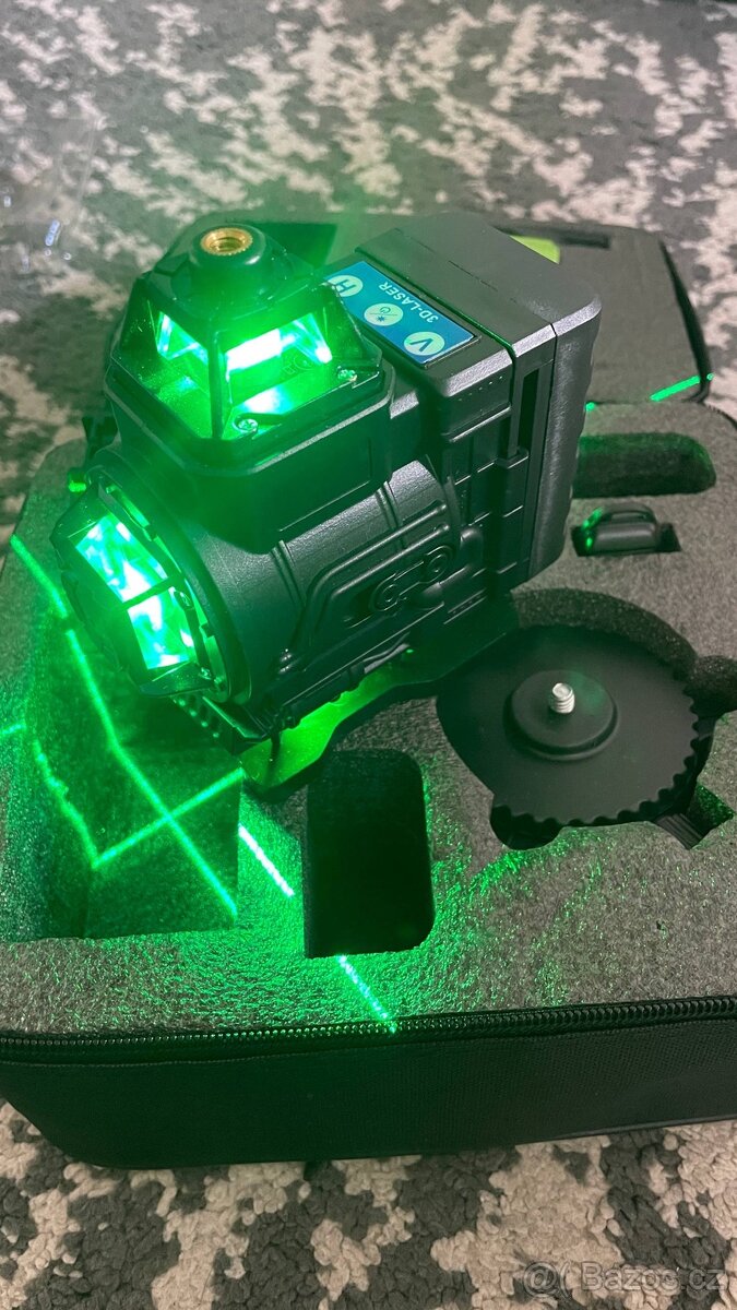 Laserová vodováha MINI 3D / 4D – zelený laser, samonivelace - 18