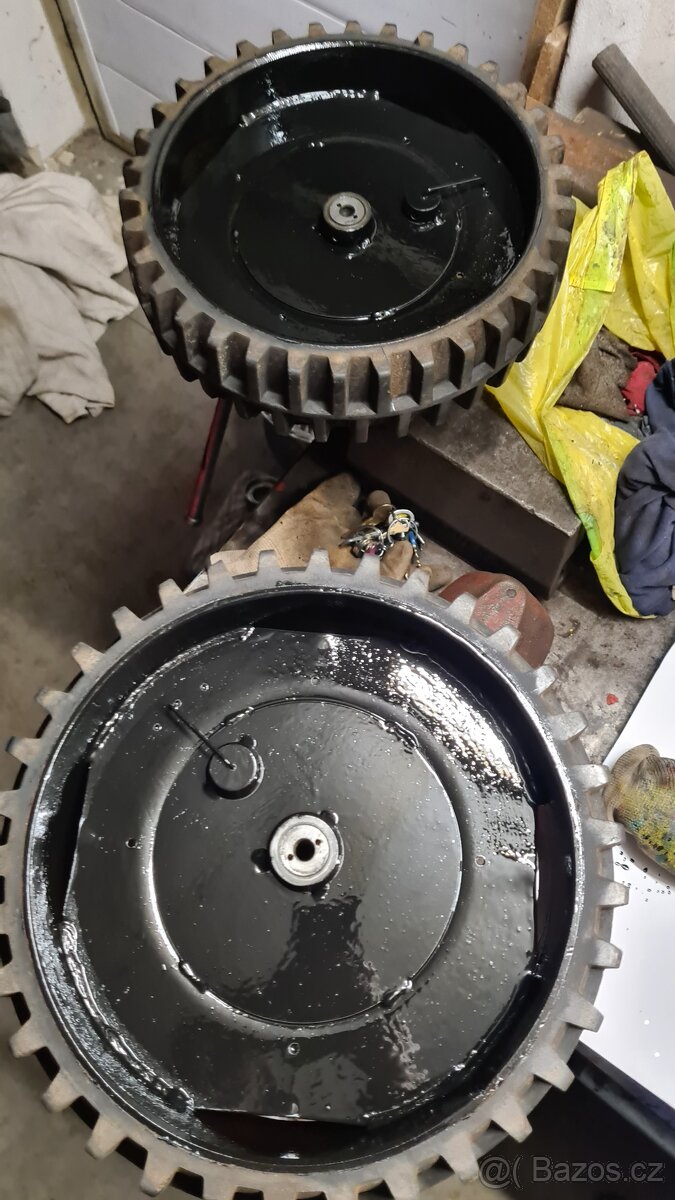 Dvoububnová sekačka BDR 700 - 18