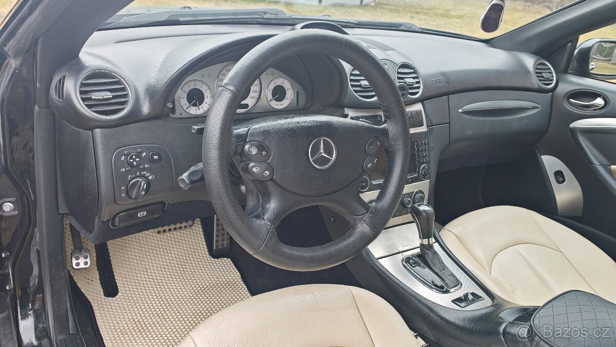 Kabrio Mercedes CLK 320 CDI - 18