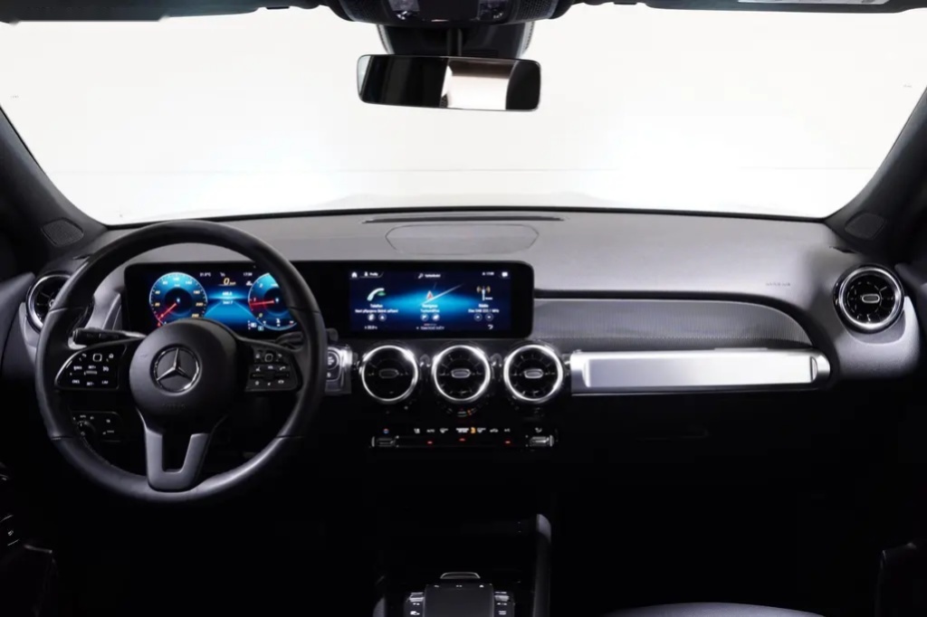 Mercedes-Benz GLB, 200D,4Matic,ČR,AMG,DPH,Kamera - 18