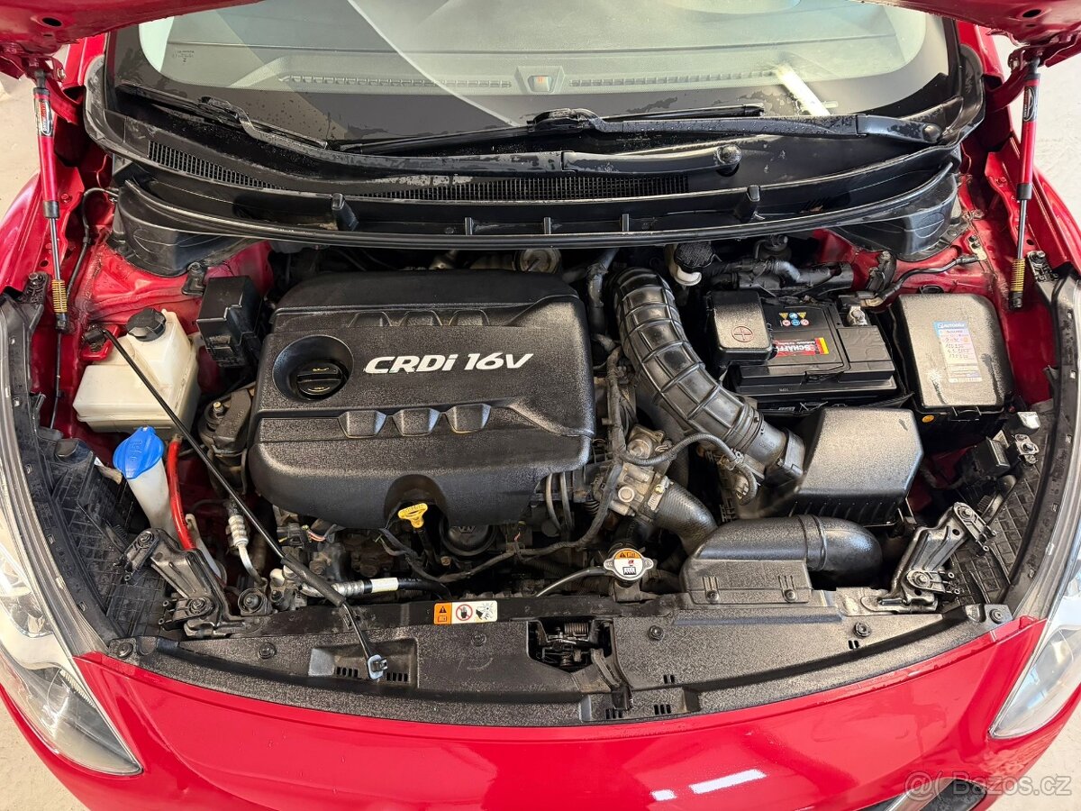 Hyundai i30. 1.6 CRDi 81 Kw - 18