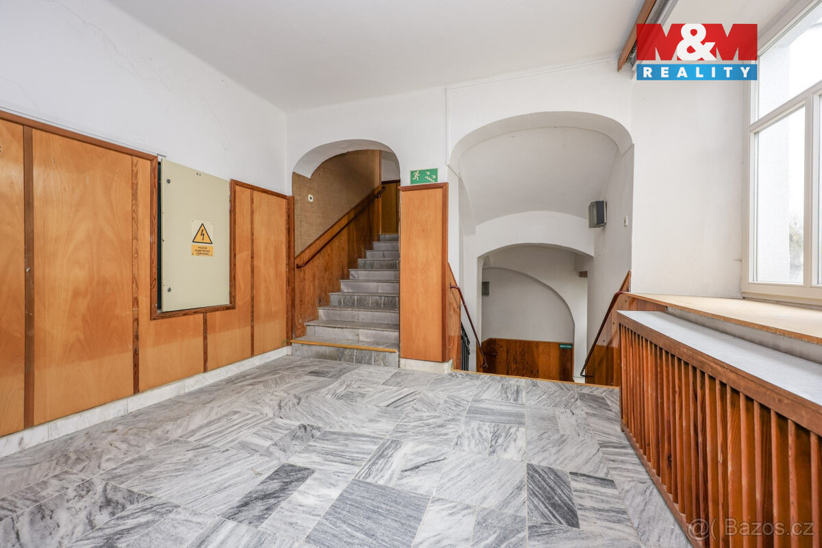 Prodej nájemního domu, 1160 m², Šumperk, ul. nám. Míru - 18