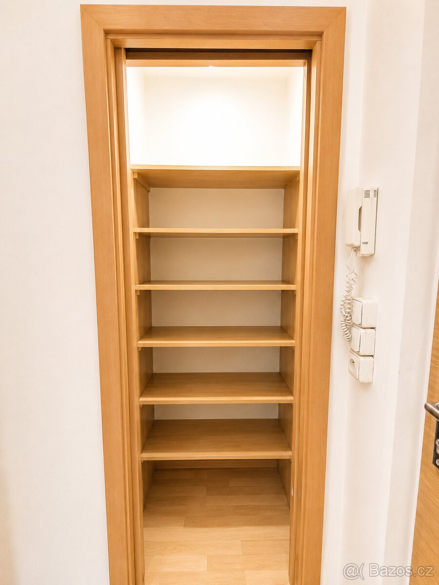 Prodej bytu 3+1, 74 m2, Kunětická, Pardubice - 18
