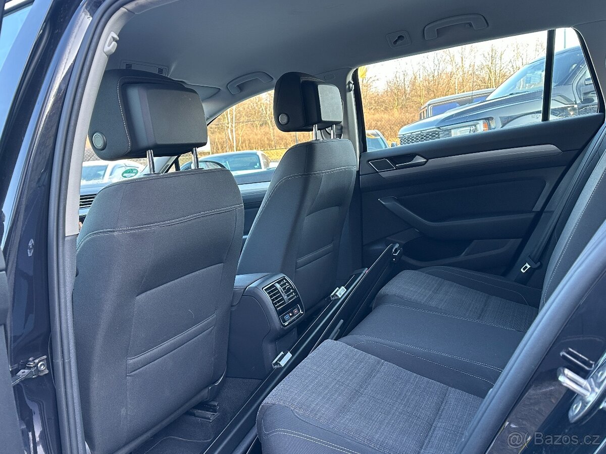 Volkswagen Passat 2020 - 18