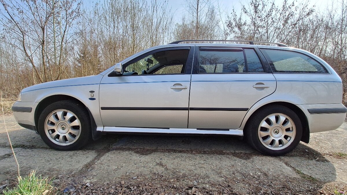Škoda octavia 1.6 Combi lpg - 18