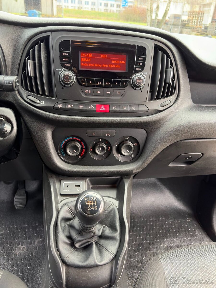 FIAT DOBLO MAXI CARGO 1,6TDI nosnost 1000 kg ADR - 18