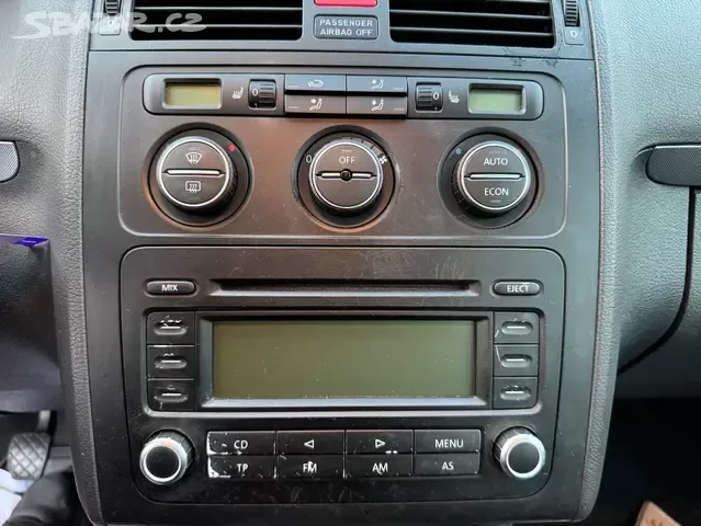 VW Touran 2.0TDI 103kW,Digi.klima,Výhřev,Tempomat,Webasto. - 18