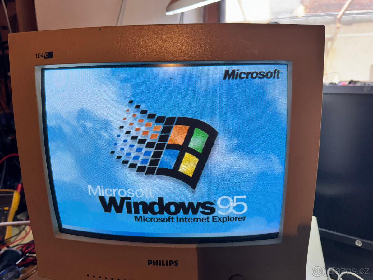 HISTORICKÁ PC SESTAVA - PO SERVISE - 18