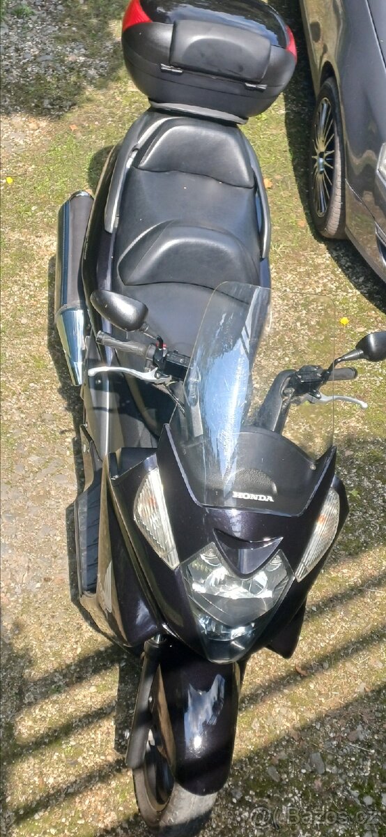 Honda Silver Wing FJS 400 D r.v.2006 - 18