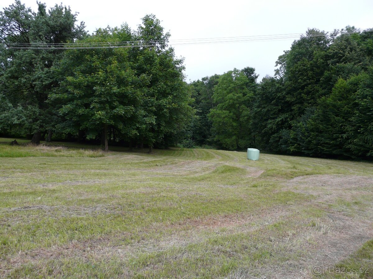 Velký stavební pozemek Oznice - 18