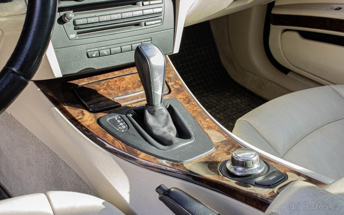 BMW 330D E93 2007 - 18