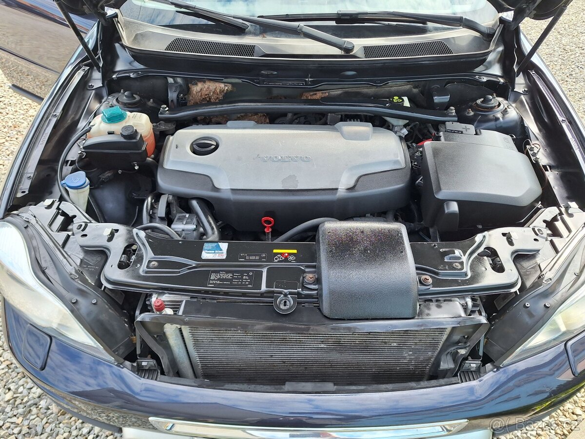 Volvo XC90, D5 EXECUTIVE 7.míst - 18