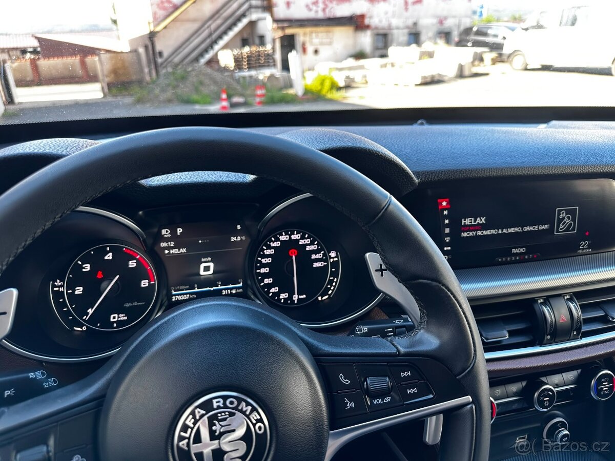 Alfa Romeo Stelvio 2,2JTD - 18