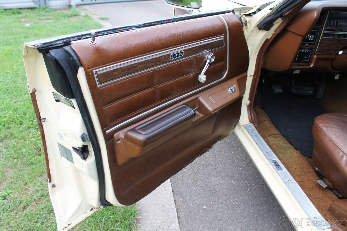 1976 Ford Country Squire 400 V8 - 18