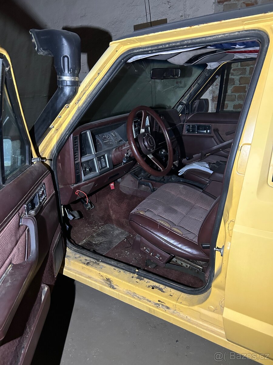 Jeep Cherokee XJ 4.0 - 18