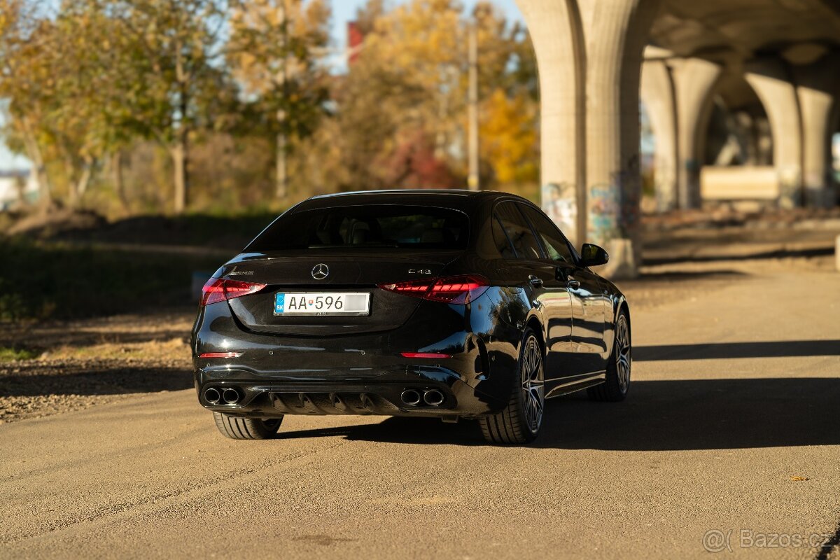 Mercedes C43 AMG 4MATIC + - 18
